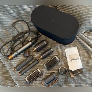 Copy- Dyson Airwrap ✨✨ with 7 Attachments